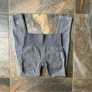 Gymshark Adapt Leggings Women’s Size XS Ombre Seamless Black and Light Gray